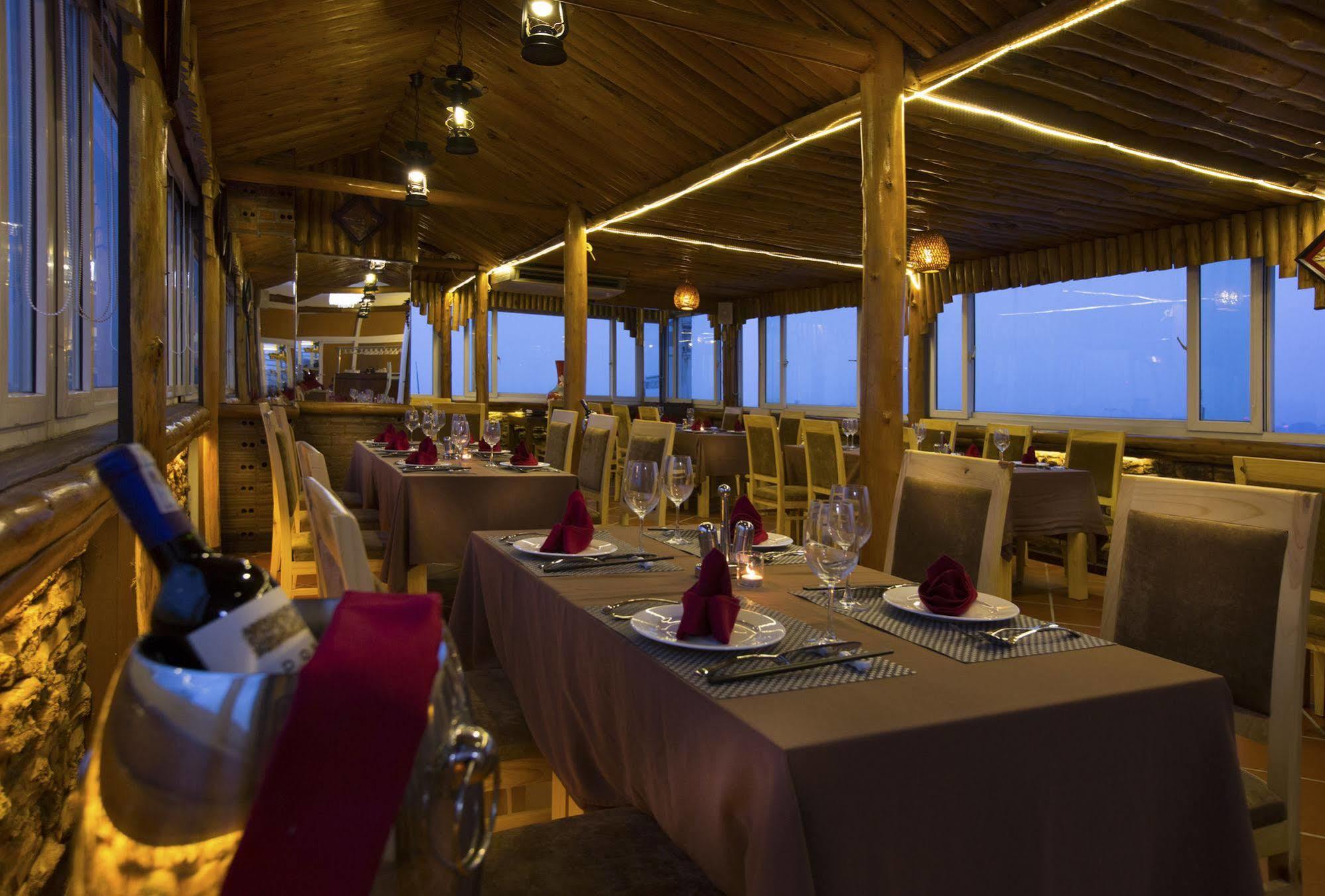 Viet View Hotel & Spa Ханой Экстерьер фото