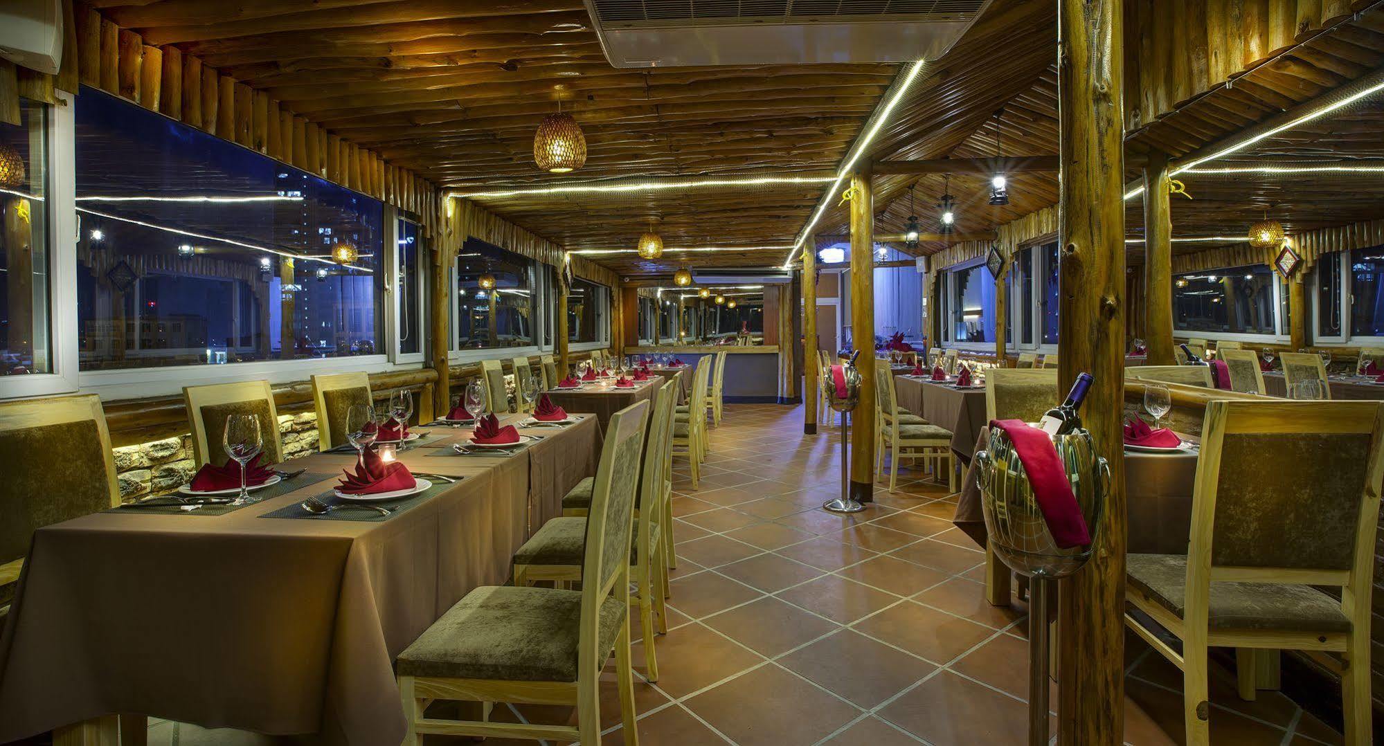 Viet View Hotel & Spa Ханой Экстерьер фото